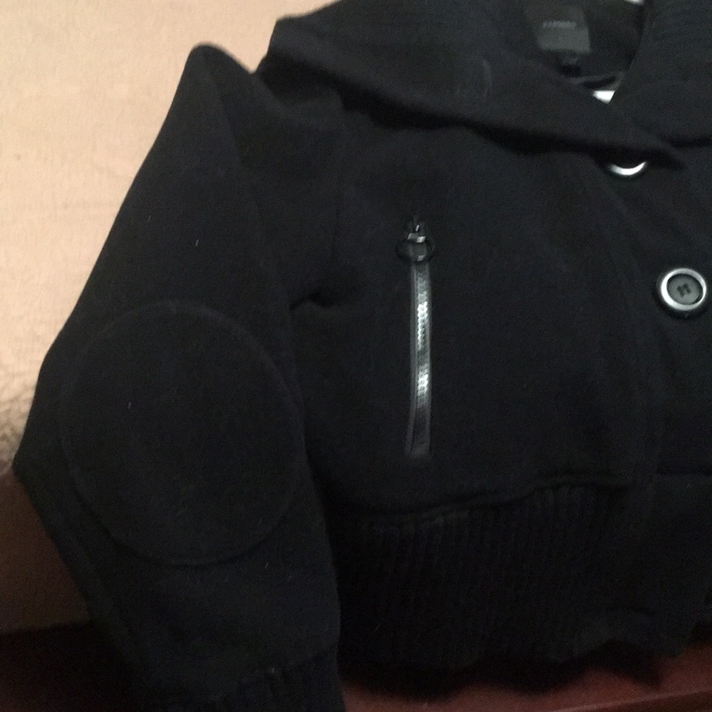 Jacket - Picture 2 of 4
